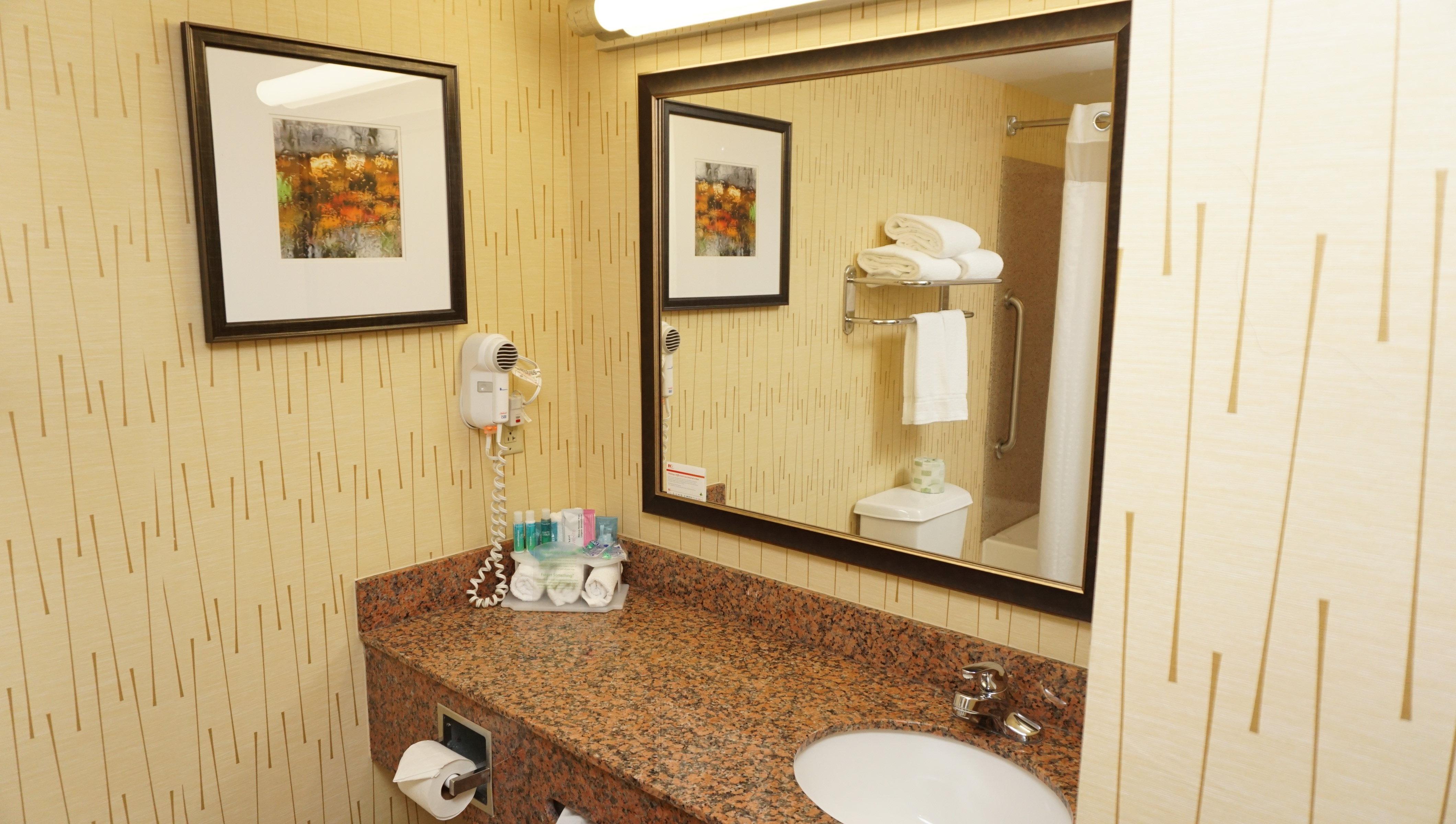 Express & Gibson By Ihg Hotel New Milford