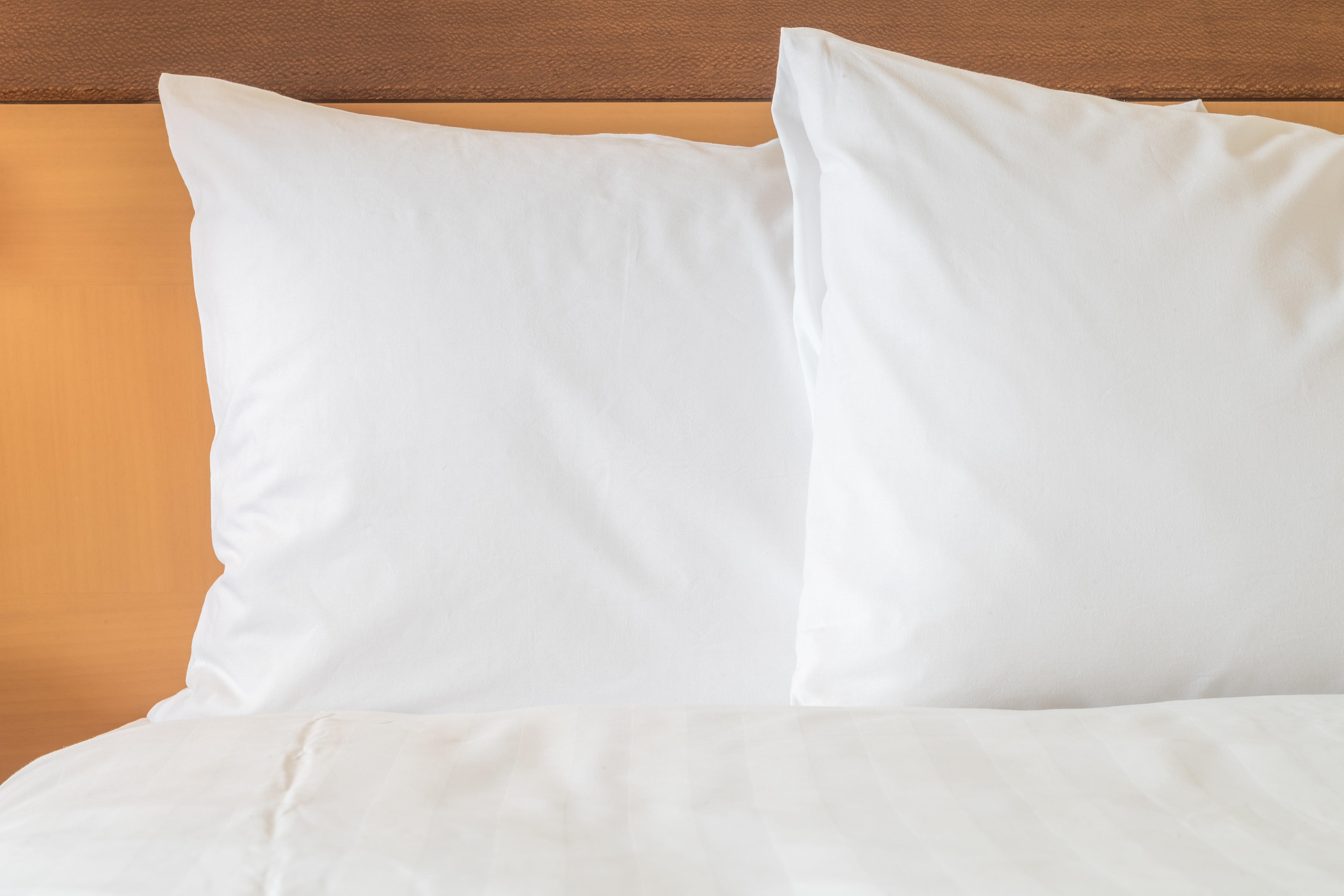 Express & Gibson By Ihg