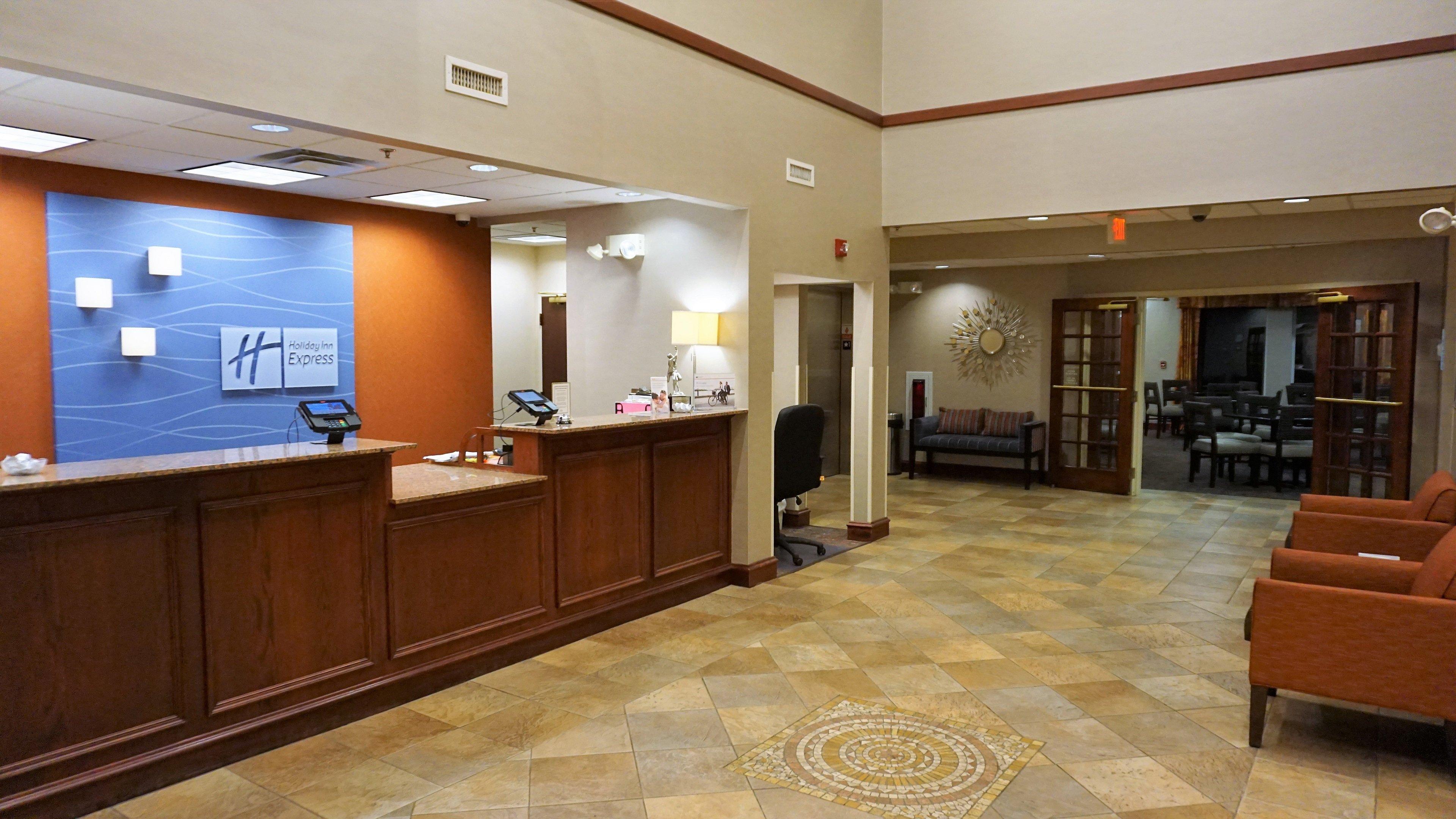 Express & Gibson By Ihg Hotel New Milford
