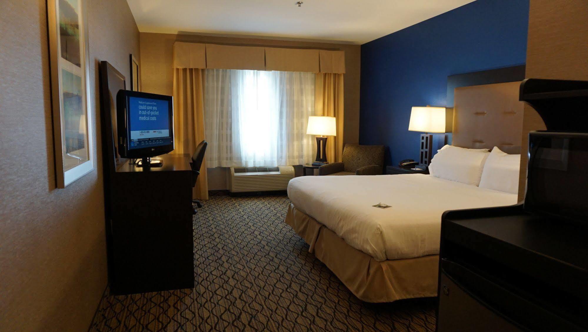 Express & Gibson By Ihg New Milford