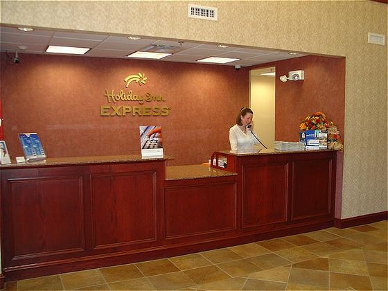 Express & Gibson By Ihg Hotel New Milford