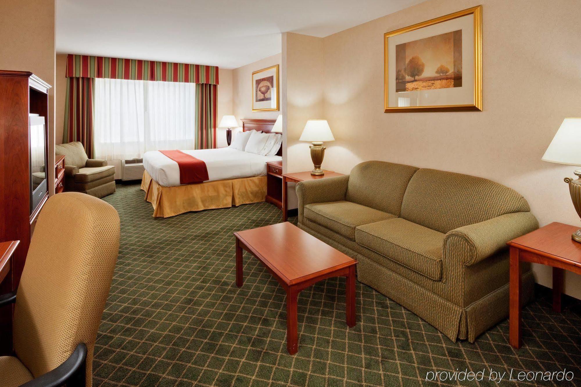 Hotel Express & Gibson By Ihg 3*
